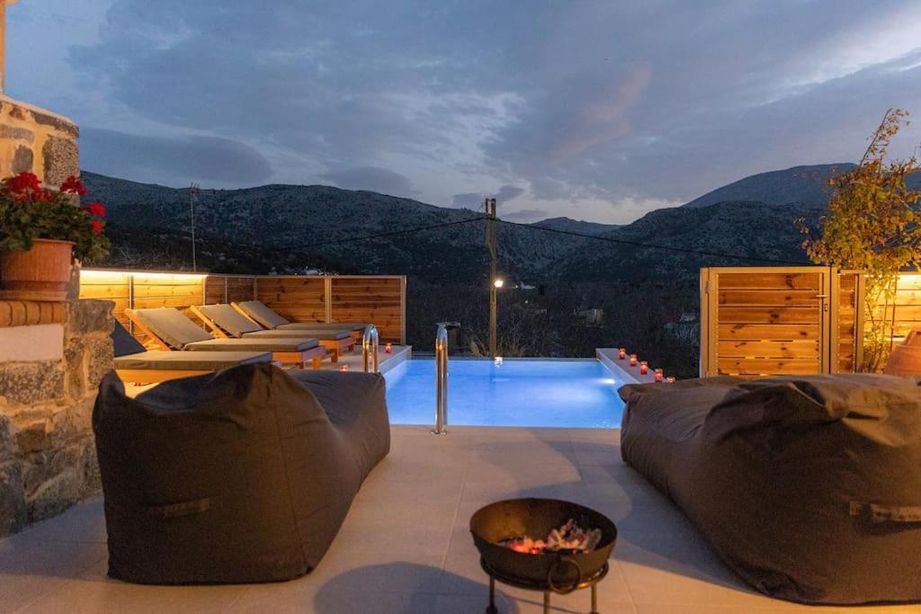 Lasithi Luxury Villa Mesa Lasithi Exterior foto
